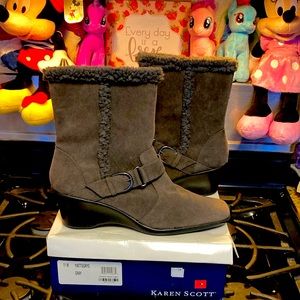 NWT Karen Scott women’s size 11 grey fleece lined boots